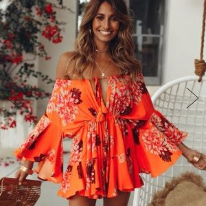 Hello Molly Romper NWT size Small